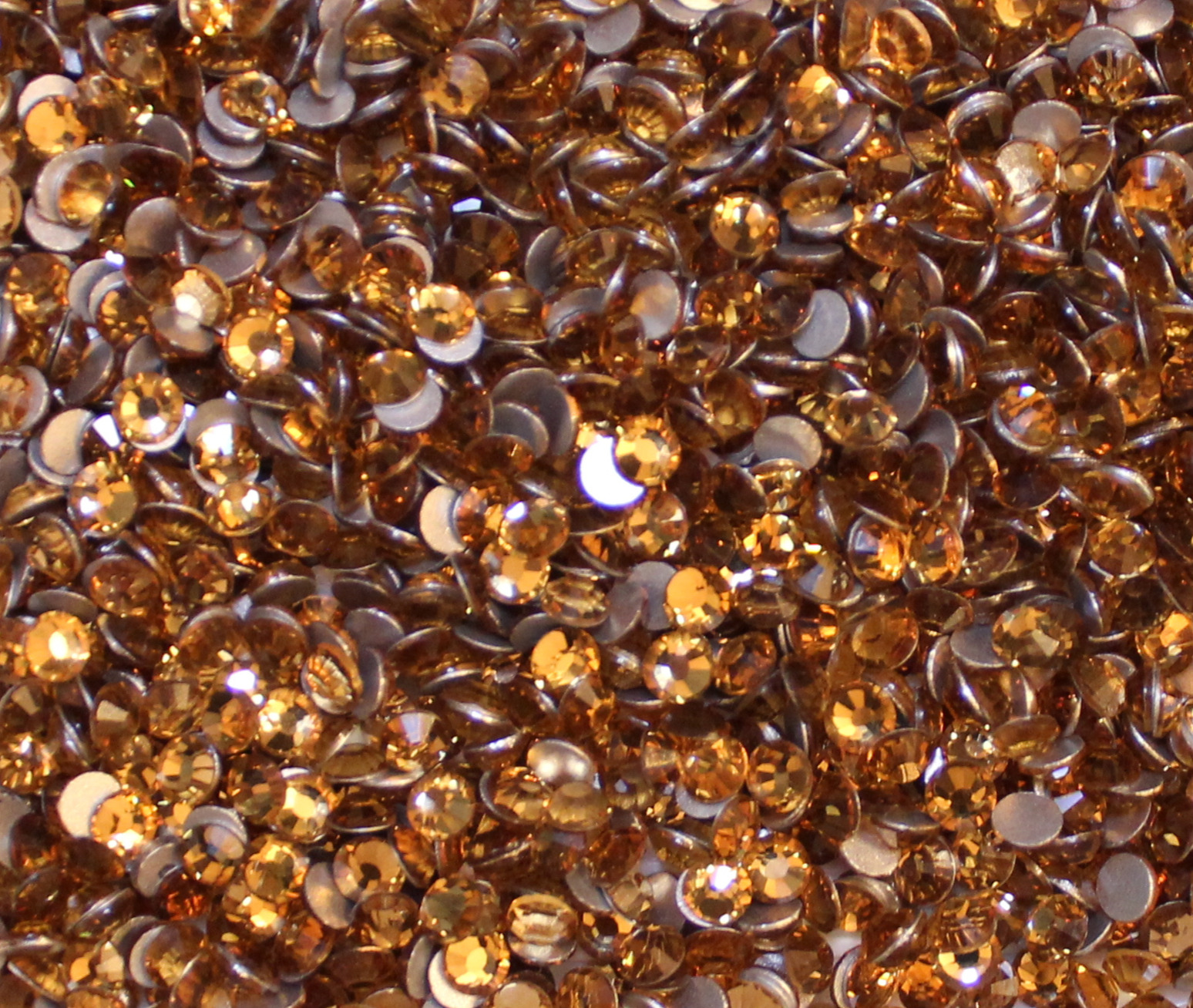Close-up of LIGHT COLORADO rhinestones